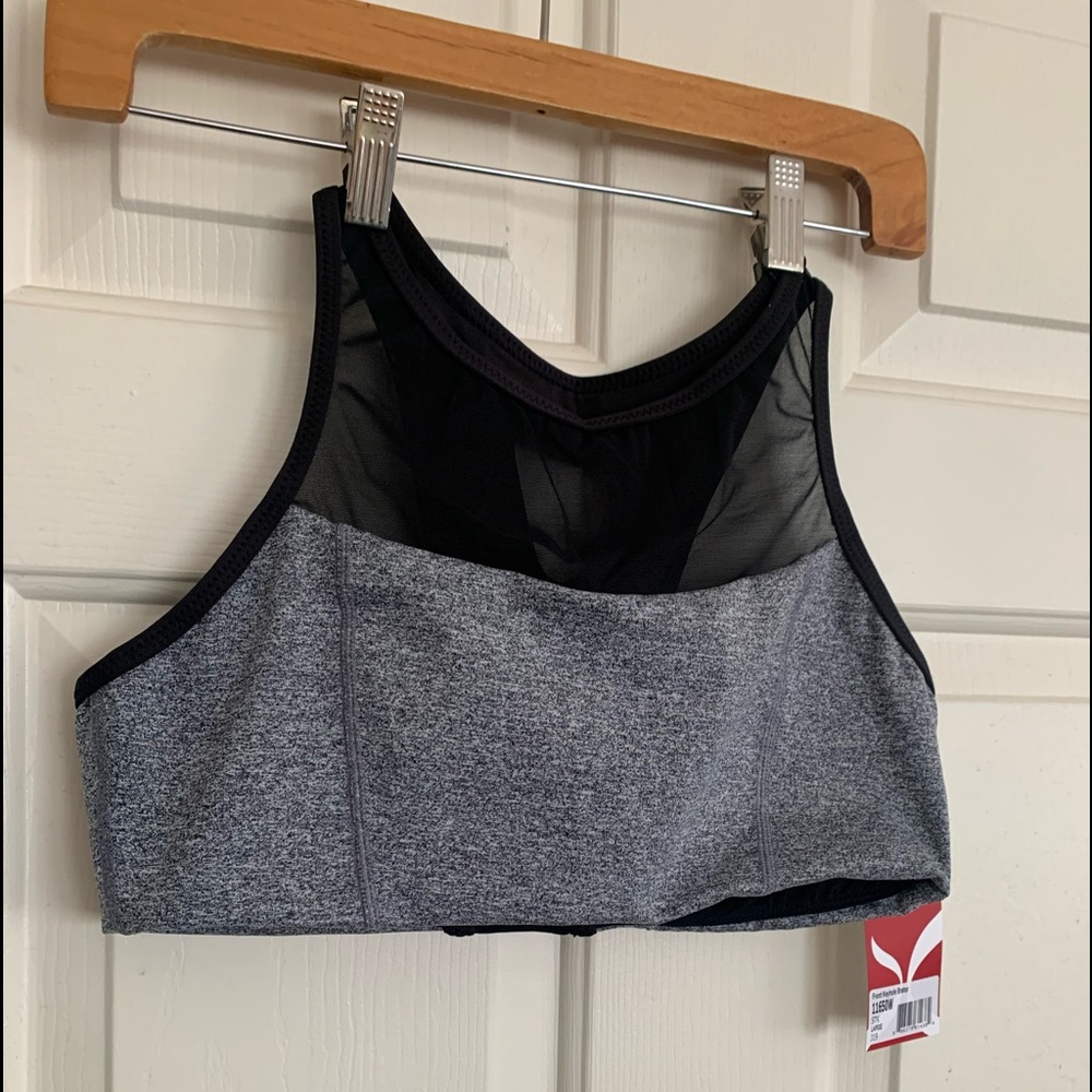 * New Capezio Sports Dance Yoga Workout Bra SZ Large Mesh Detail *